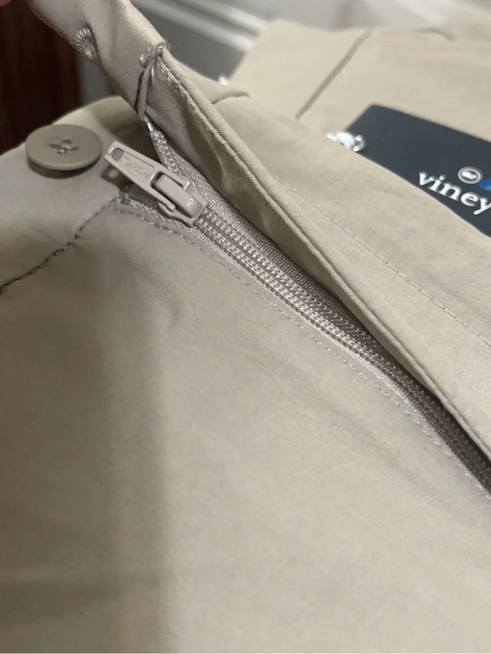 NWT Vineyard Vines OTG On The Go Pant Mens 38X 30 Beige
